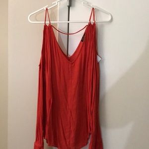 Jessica Simpson top!